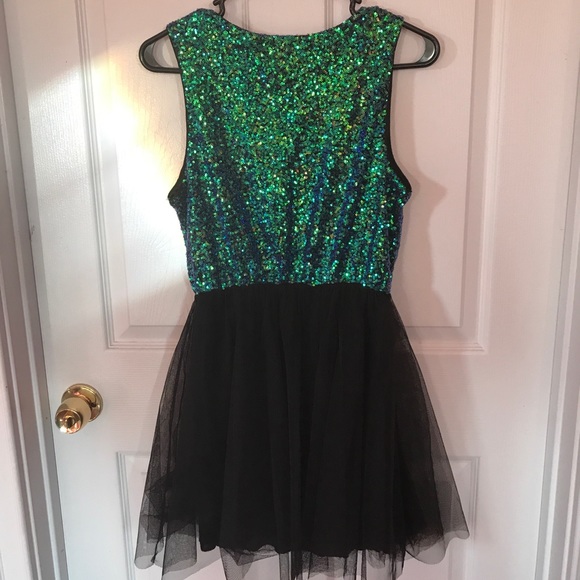 Sparkly Cocktail Dress - Picture 3 of 3